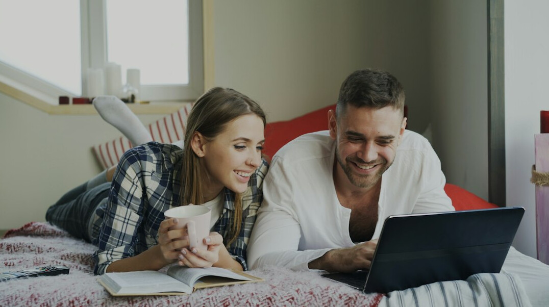 couple planning future finances